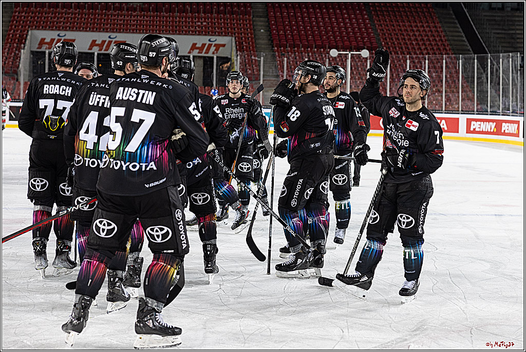 PENNY DEL;  Koelner Haie - Augsburger Panther; Koeln, 08.01.2023
